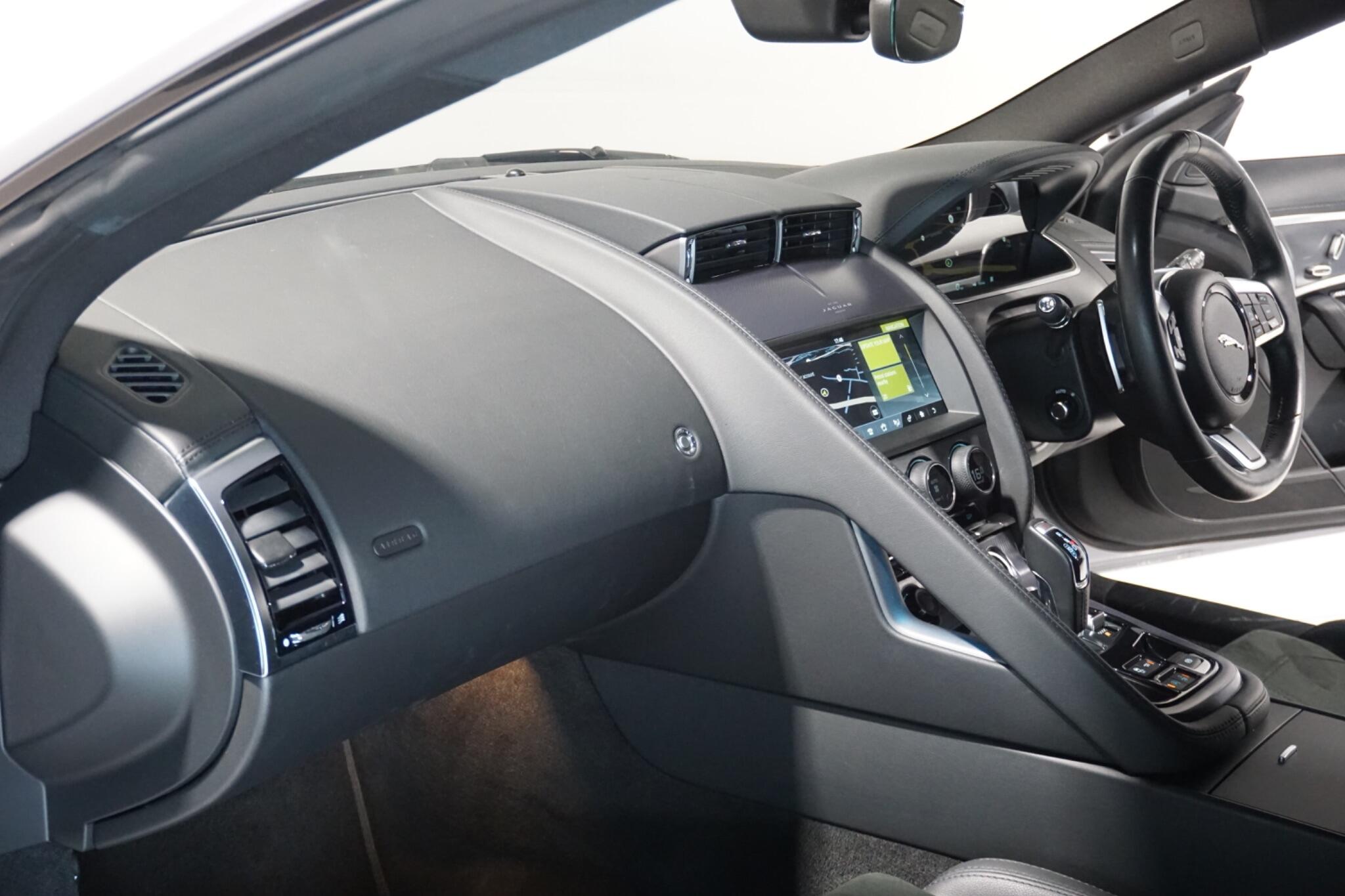 Jaguar F-Type 2.0i R-Dynamic Coupe 2dr Petrol Auto Euro 6 (s/s) (300 ps)